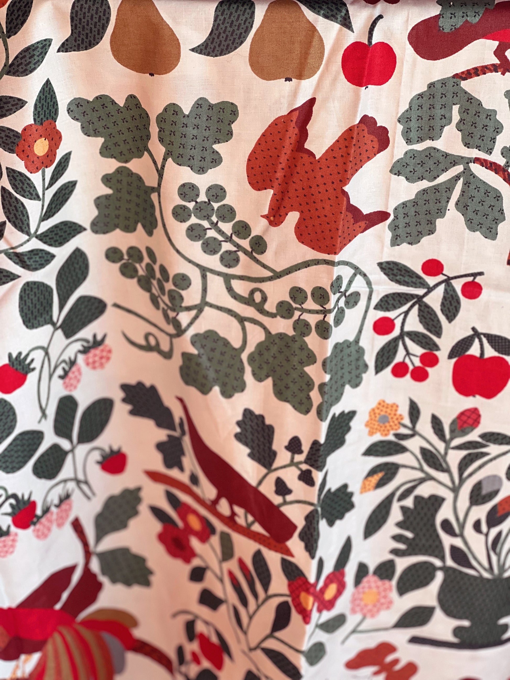 Vintage Fabric Museum of American Folk Art 1982