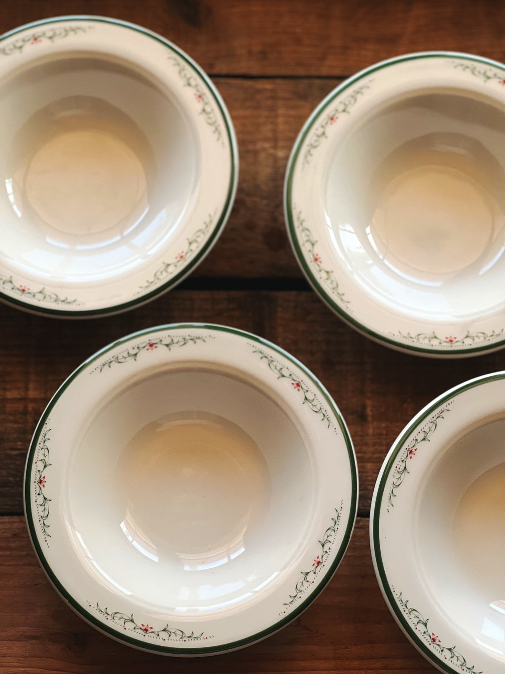 Vintage Set of 4 Homer Laughlin Seville Floral Berry Bowls