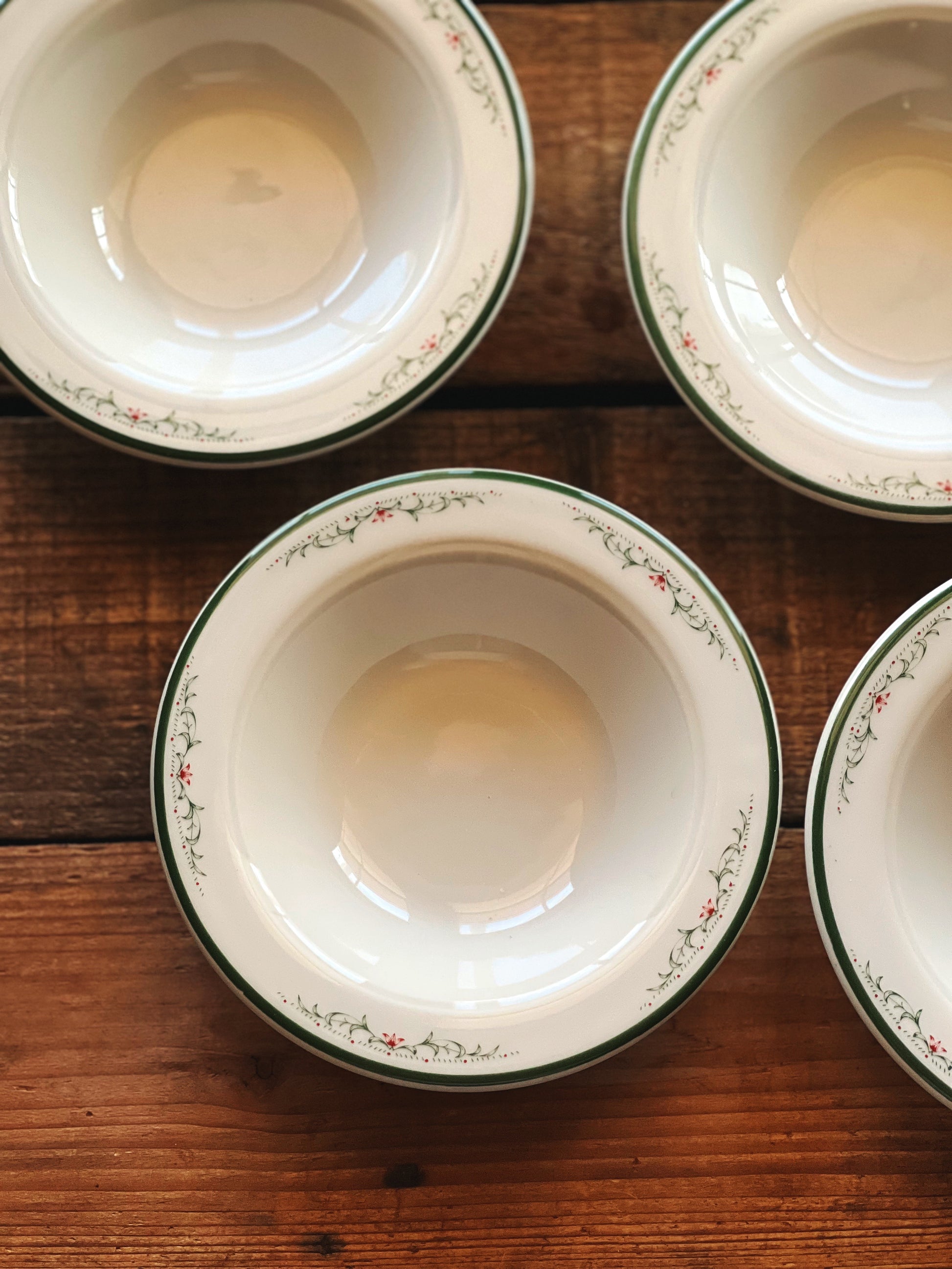 Vintage Set of 4 Homer Laughlin Seville Floral Berry Bowls