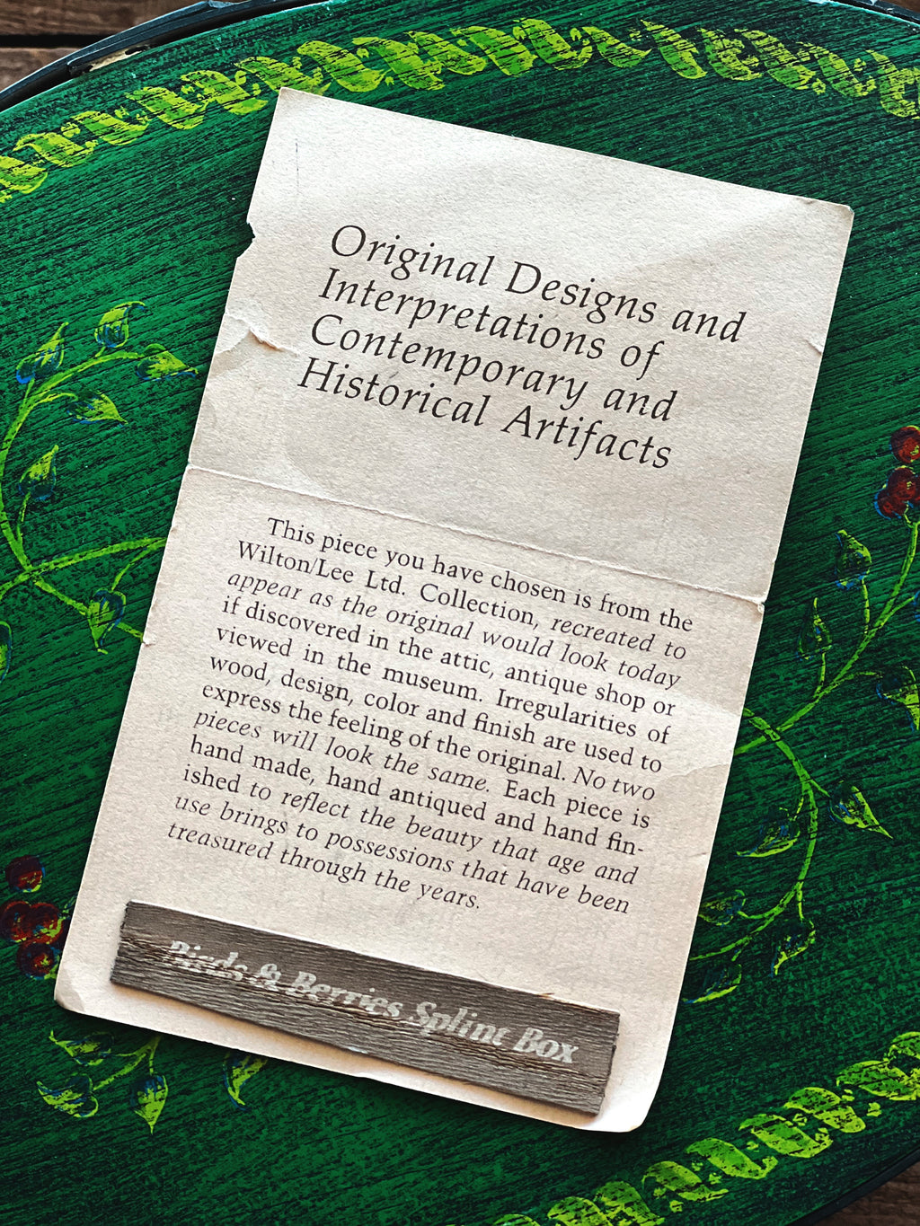 Vintage Wilton & Lee Reproduction Shaker Splint Box