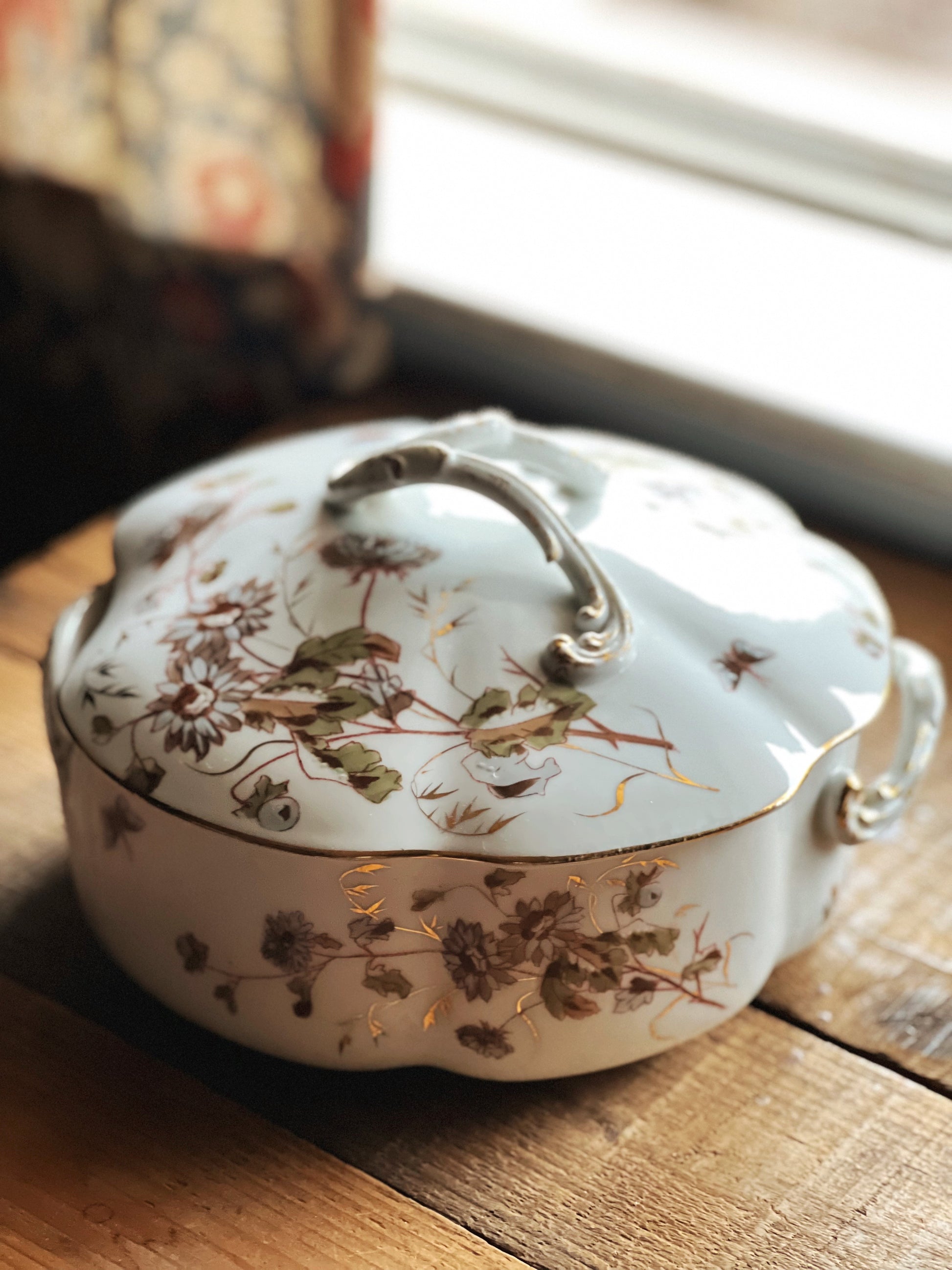 gray and green transferware tureen