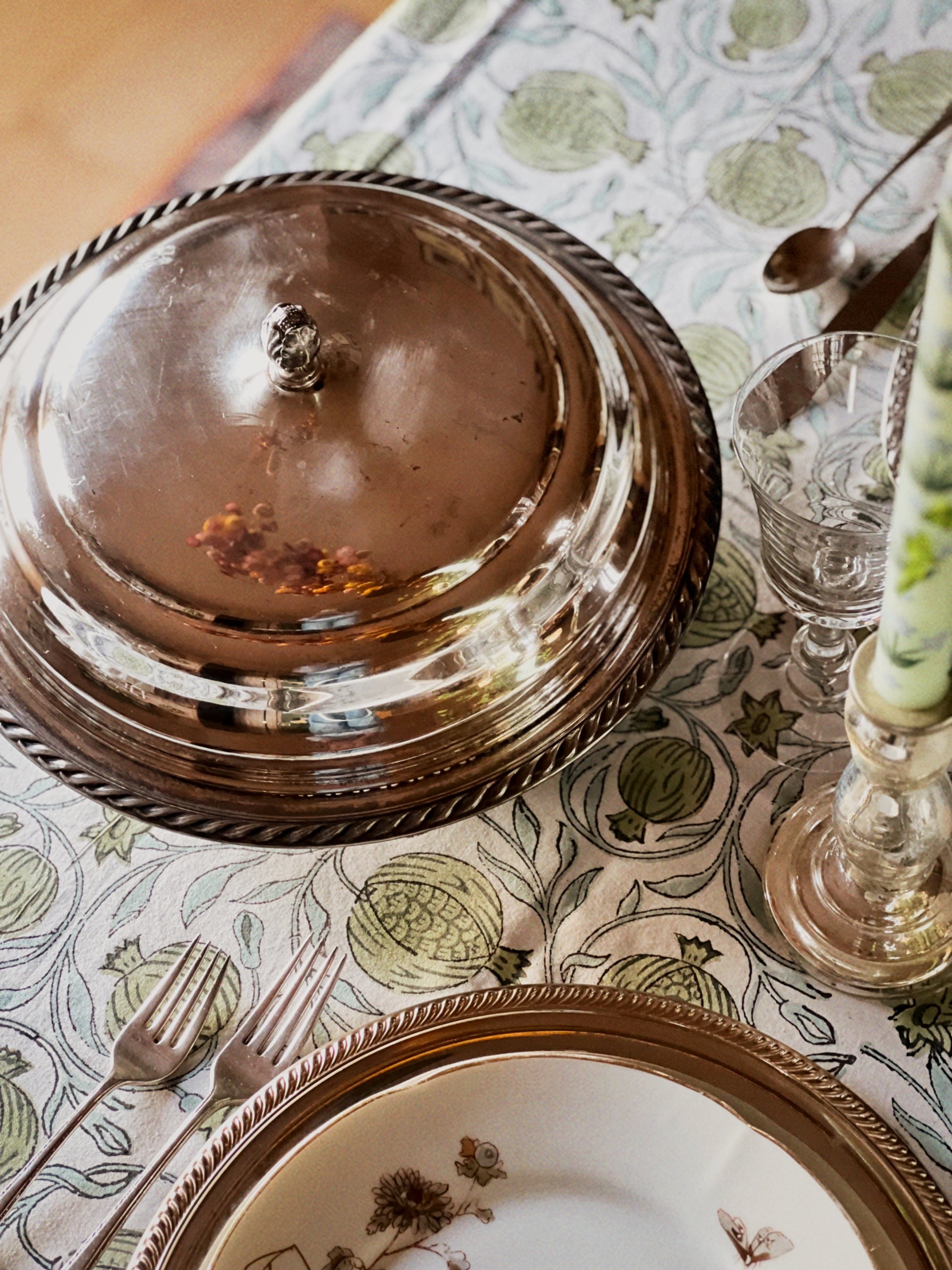 Vintage Wm Rogers 4135 Round Silver Serving Bowl