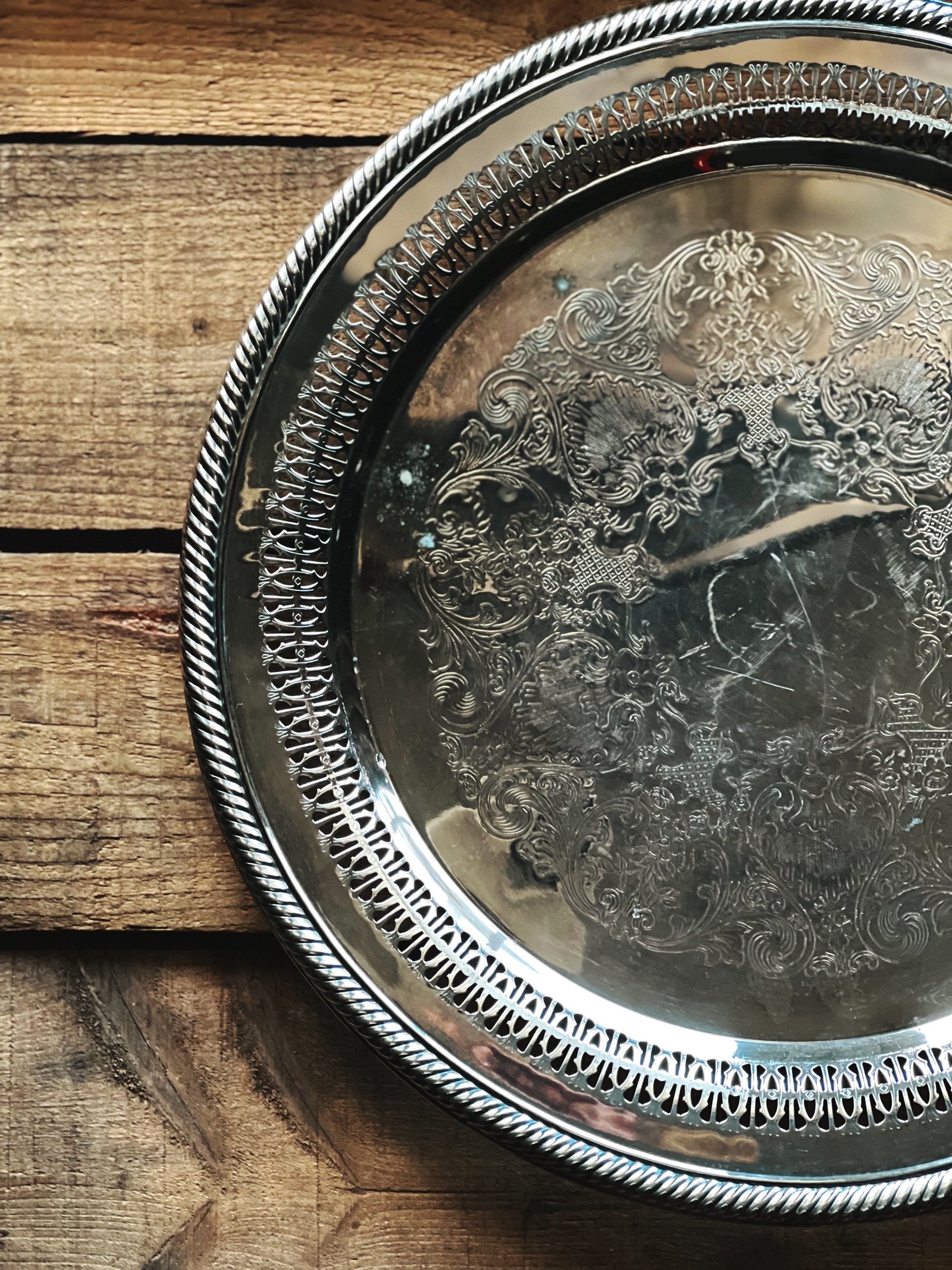 Vintage International Silver Round Serving Tray with Pierced Rim