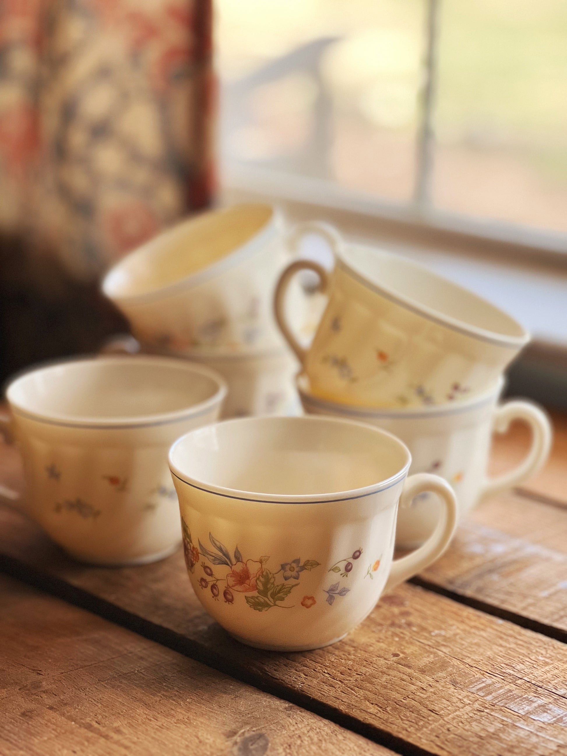 Vintage Arcopal France Victoria Floral Teacup