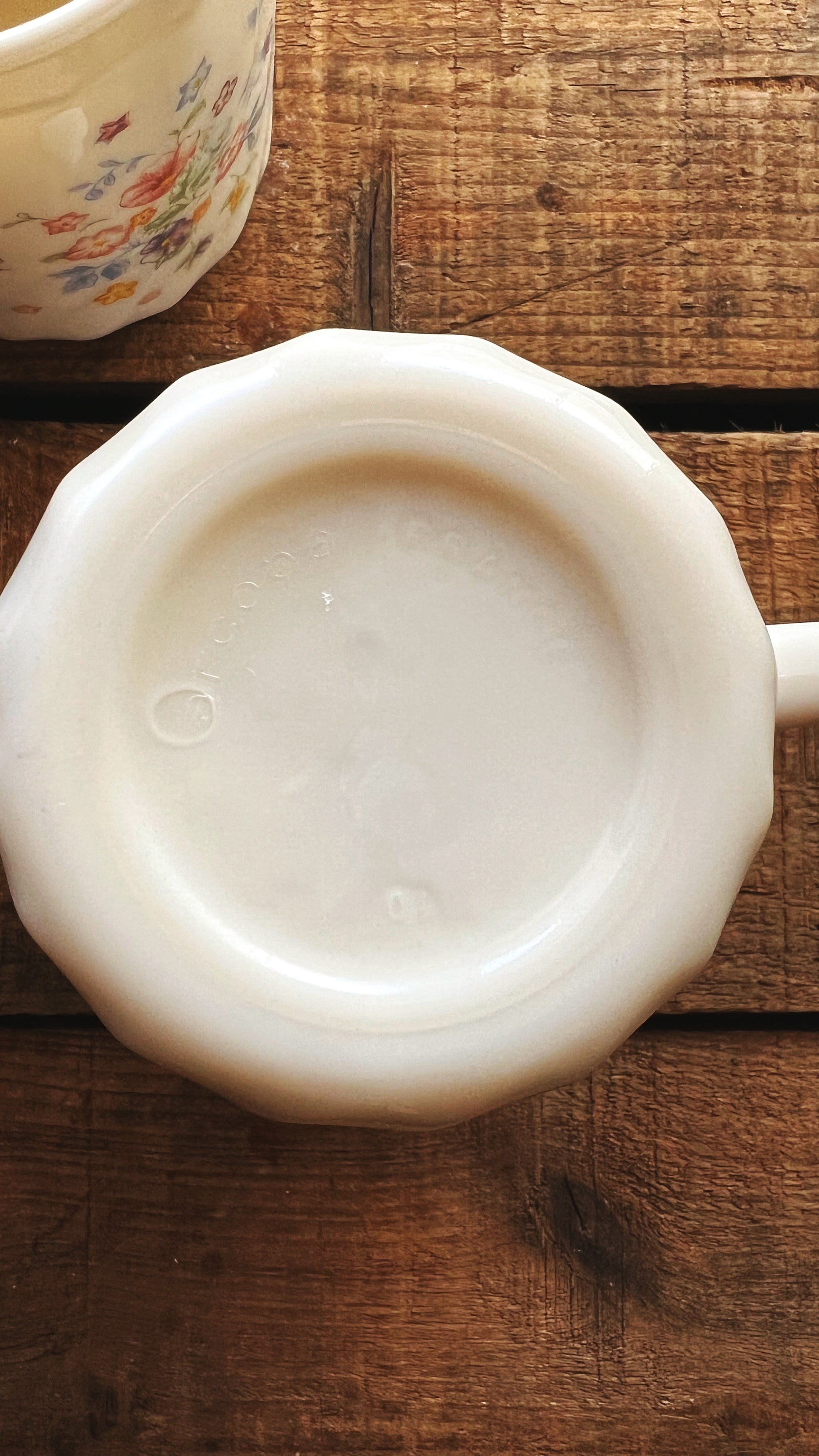 Vintage Set of 4 Arcopal France Victoria Floral Mugs