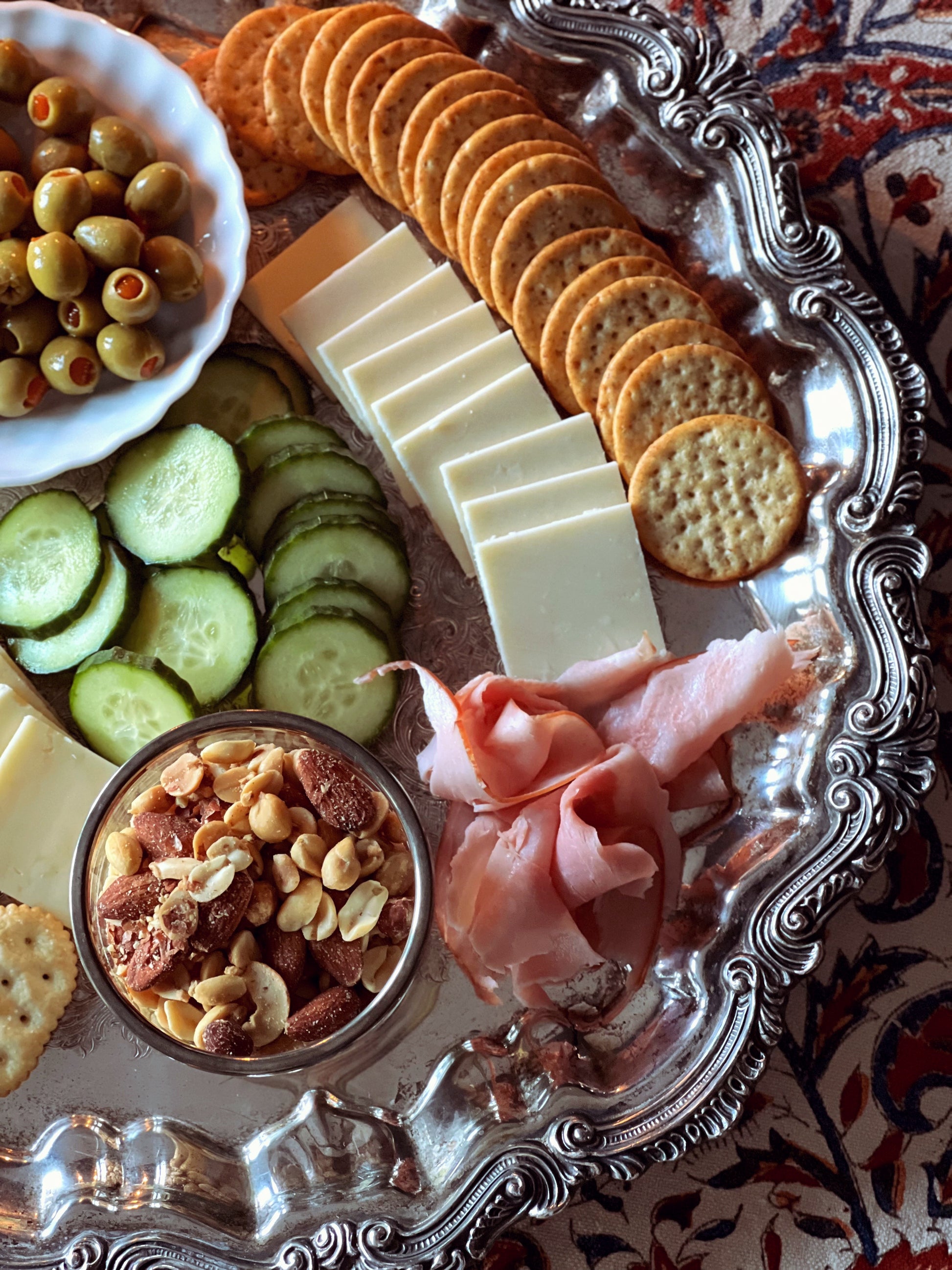 Vintage English Silver Mfg Corp Large Round Silver Serving Tray