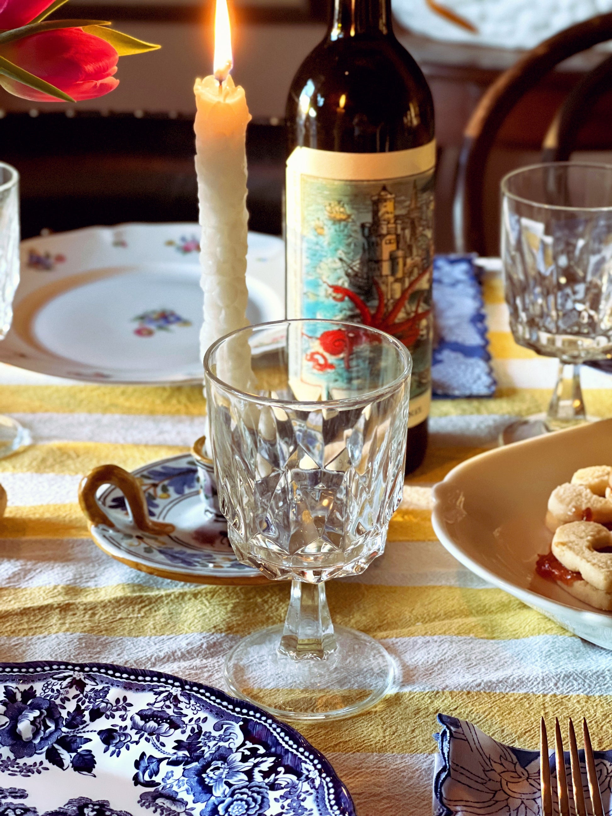Set of 4 Arcoroc France Arctic Wine Glasses