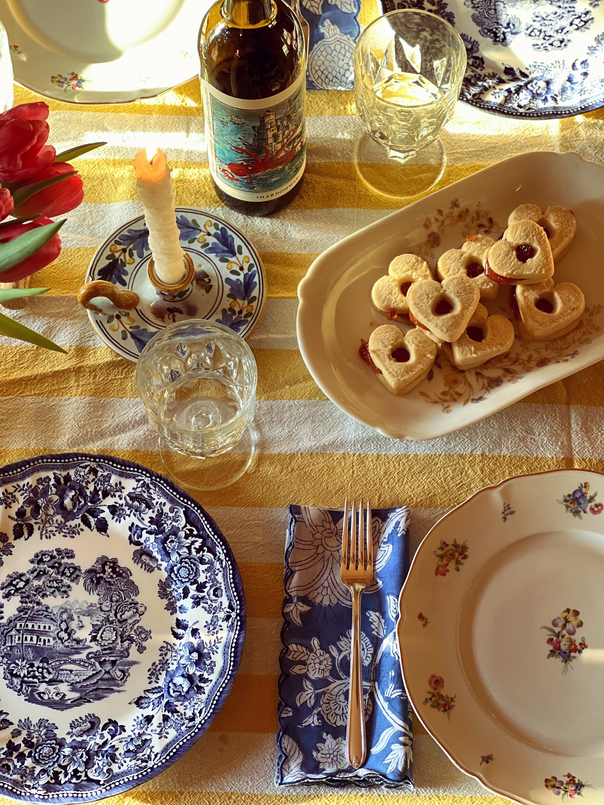 Curated Dinner for 4 Mix Match Vintage Table Setting Bundle