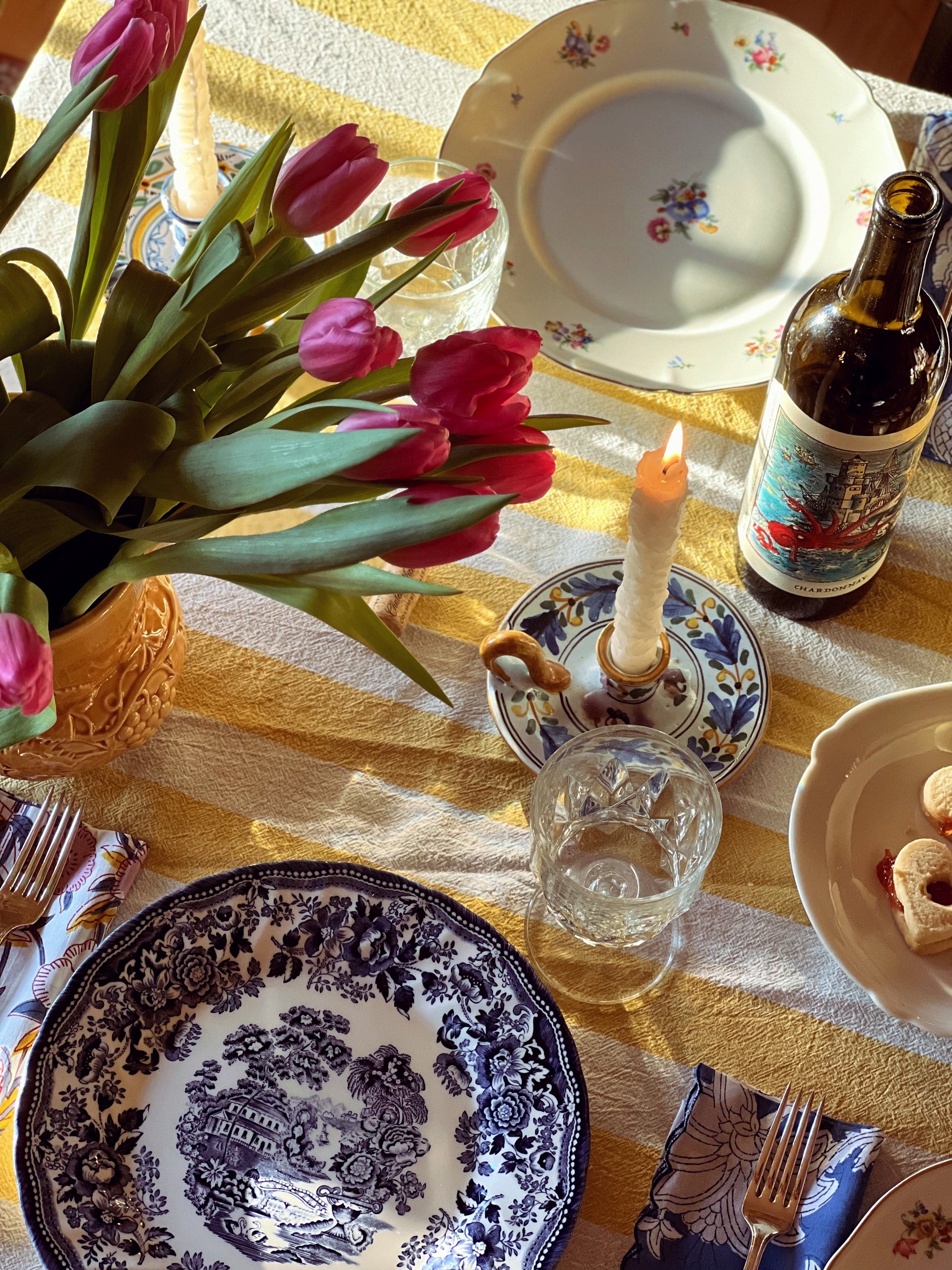 Curated Dinner for 4 Mix Match Vintage Table Setting Bundle