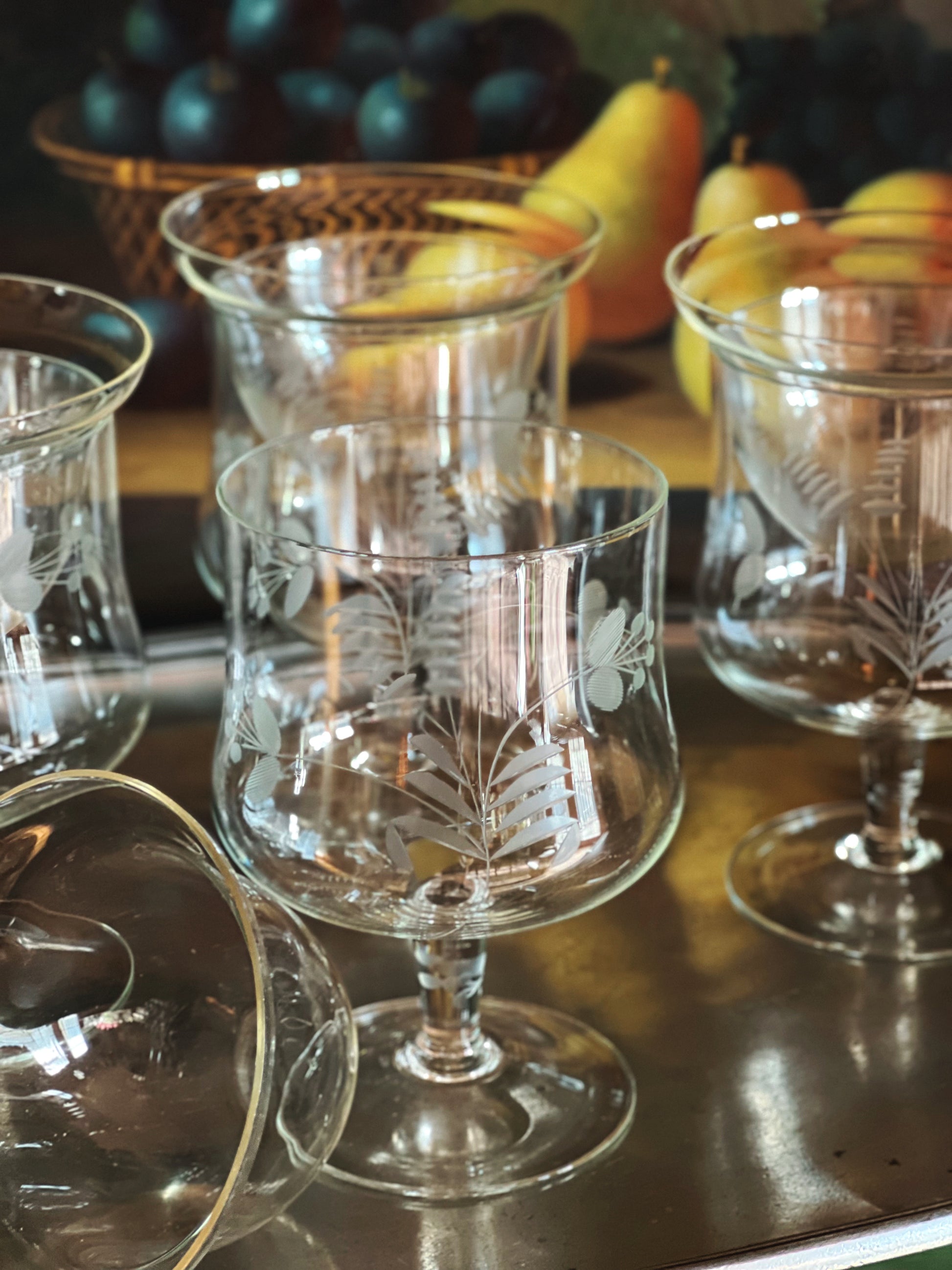 Vintage Set of 4 Etched Glass Shrimp Servers Icers