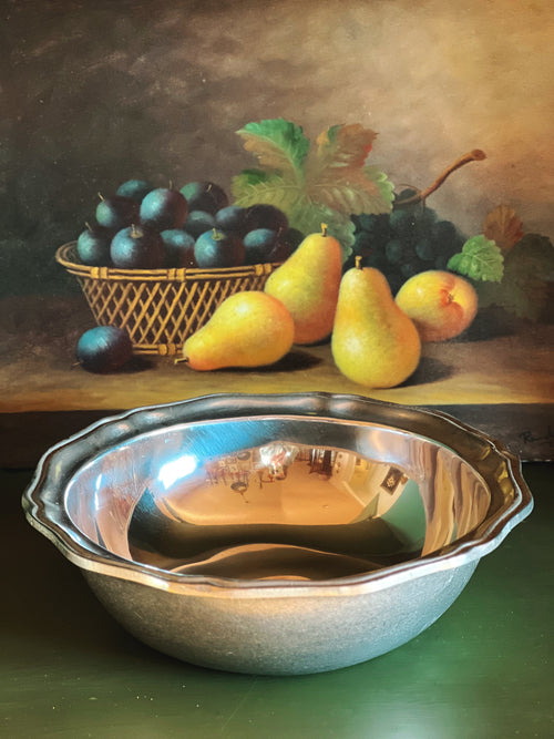 Vintage Wilton Armetale Queen Anne Large Silver Serving Bowl