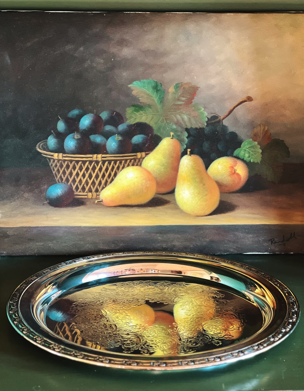 Vintage Oneida Silversmiths 12" Park Lane Round Silver Serving Tray