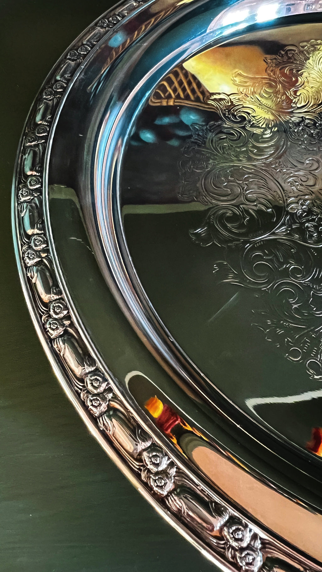 Vintage Oneida Silversmiths 12" Park Lane Round Silver Serving Tray