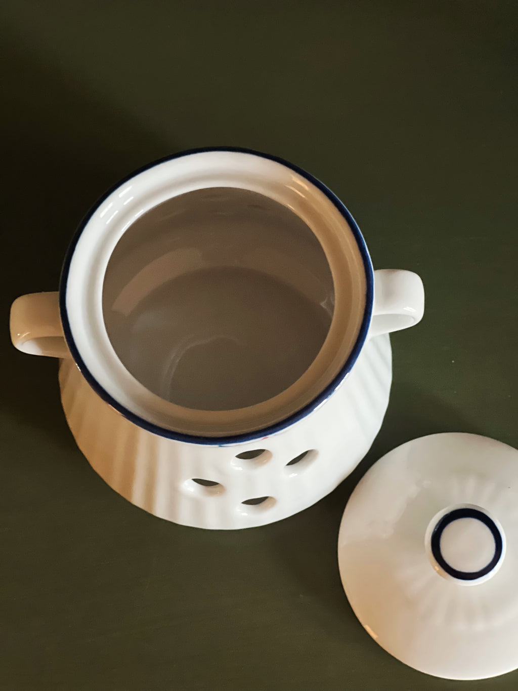 Vintage Garlic Keeper