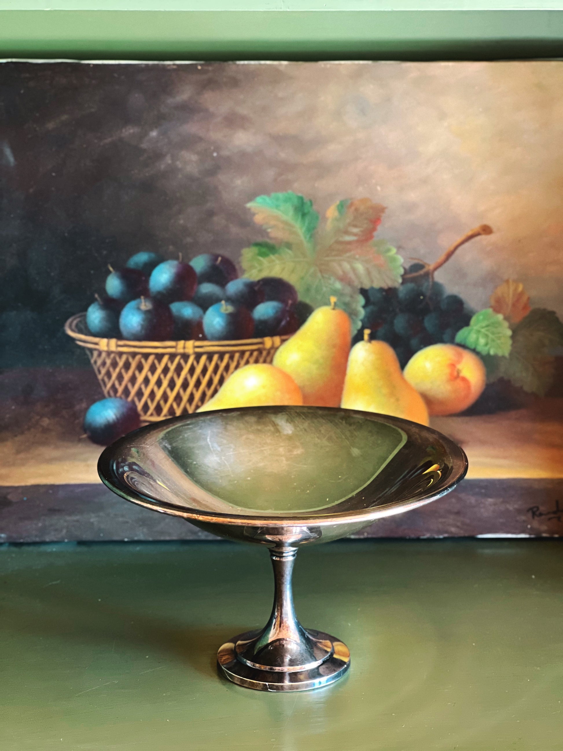 Vintage Wm Rogers Silver Pedestal