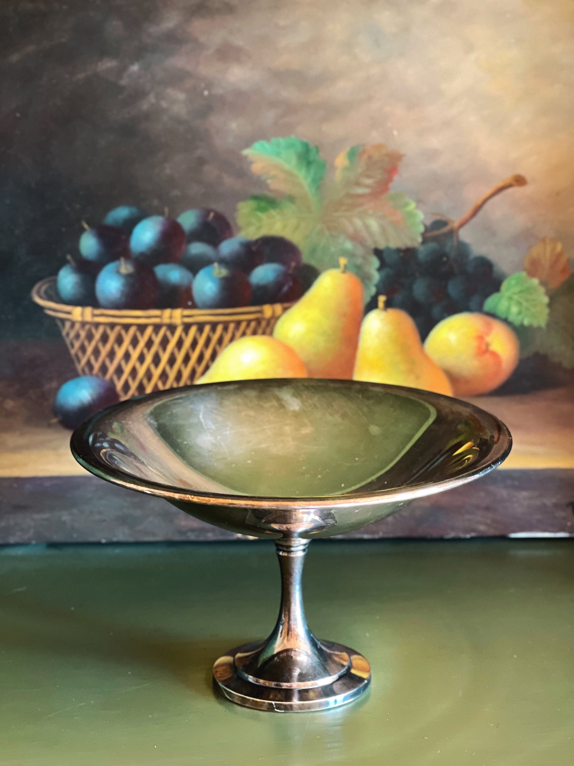 Vintage Wm Rogers Silver Pedestal