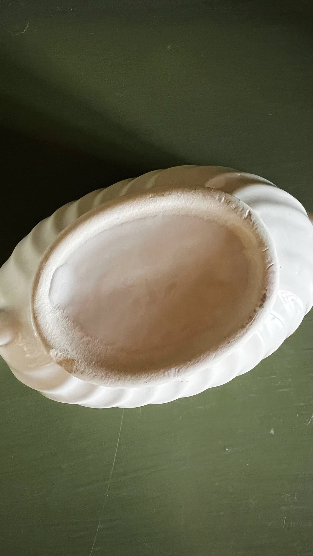 Small chip on underside base of vintage Johnson Brothers Regency gravy boat shown for condition detail