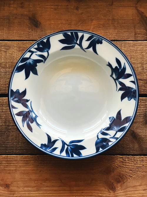 Pier 1 Ming blue and white soup bowl vintage floral rim