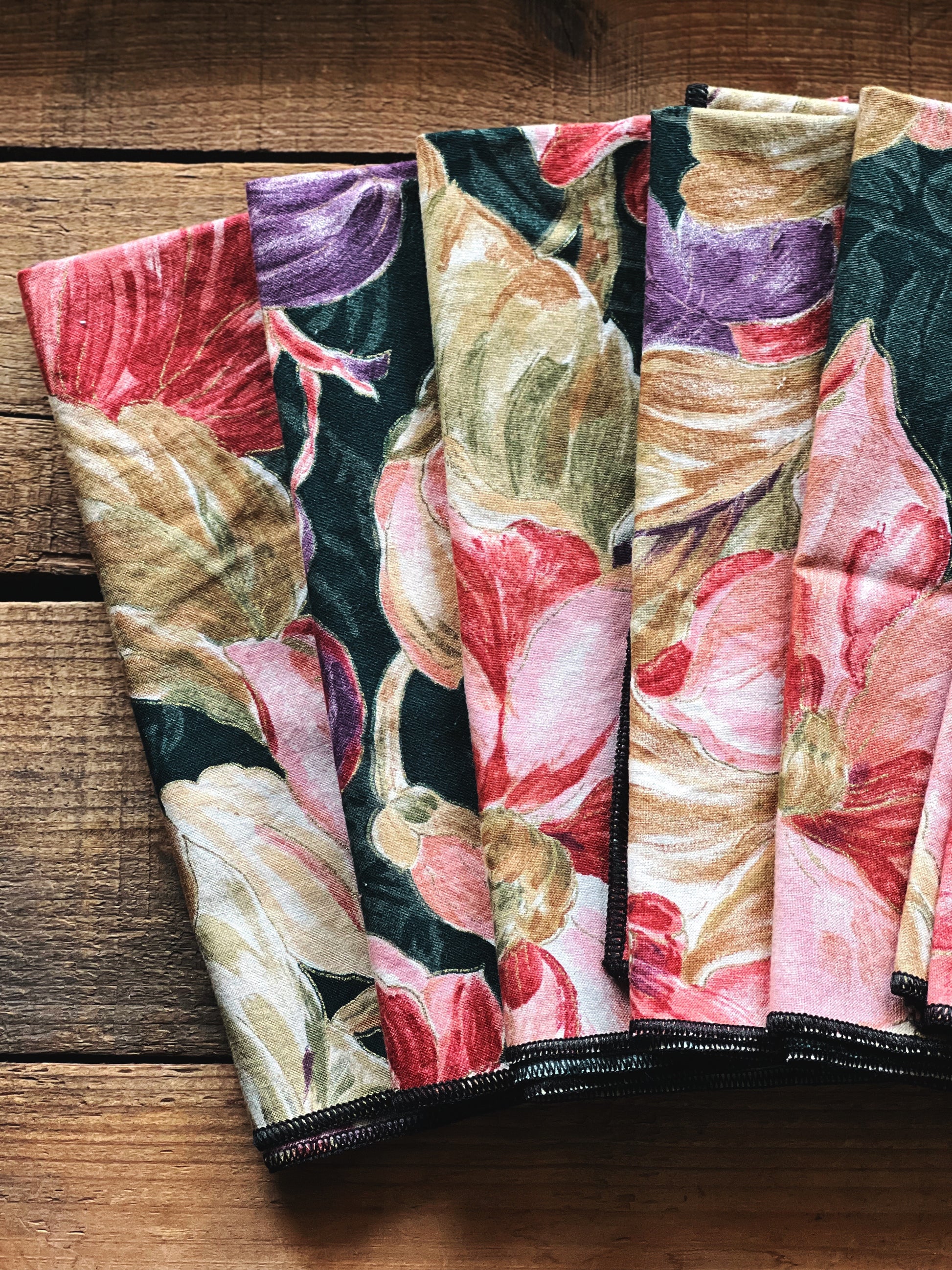 Set of 7 Vintage Floral Cloth Napkins | Bold Vintage Table Linens