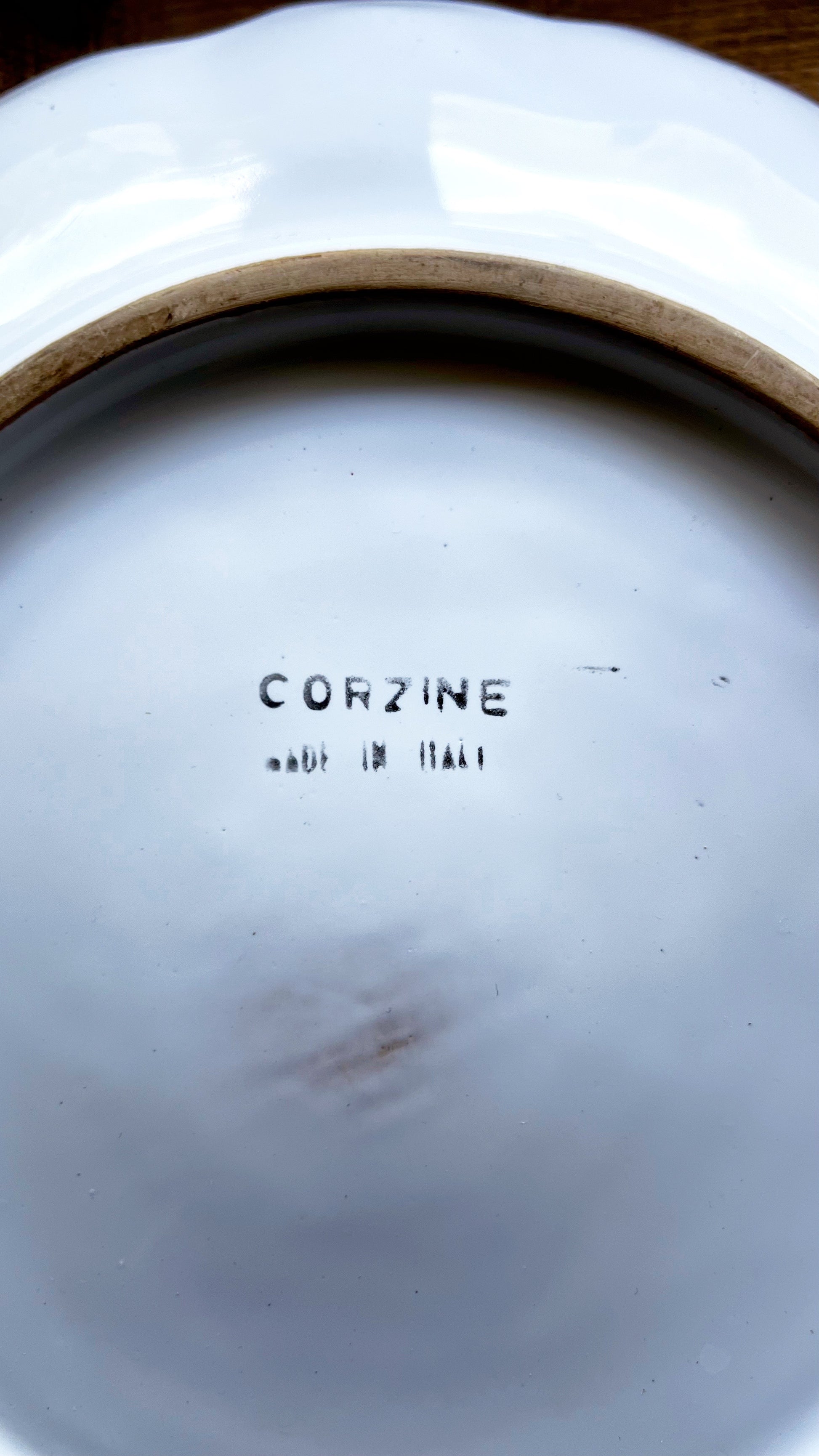 Close up of Corzine Italy maker mark