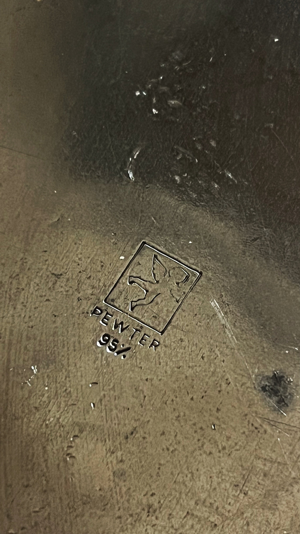 maker's mark on pewter serving tray
