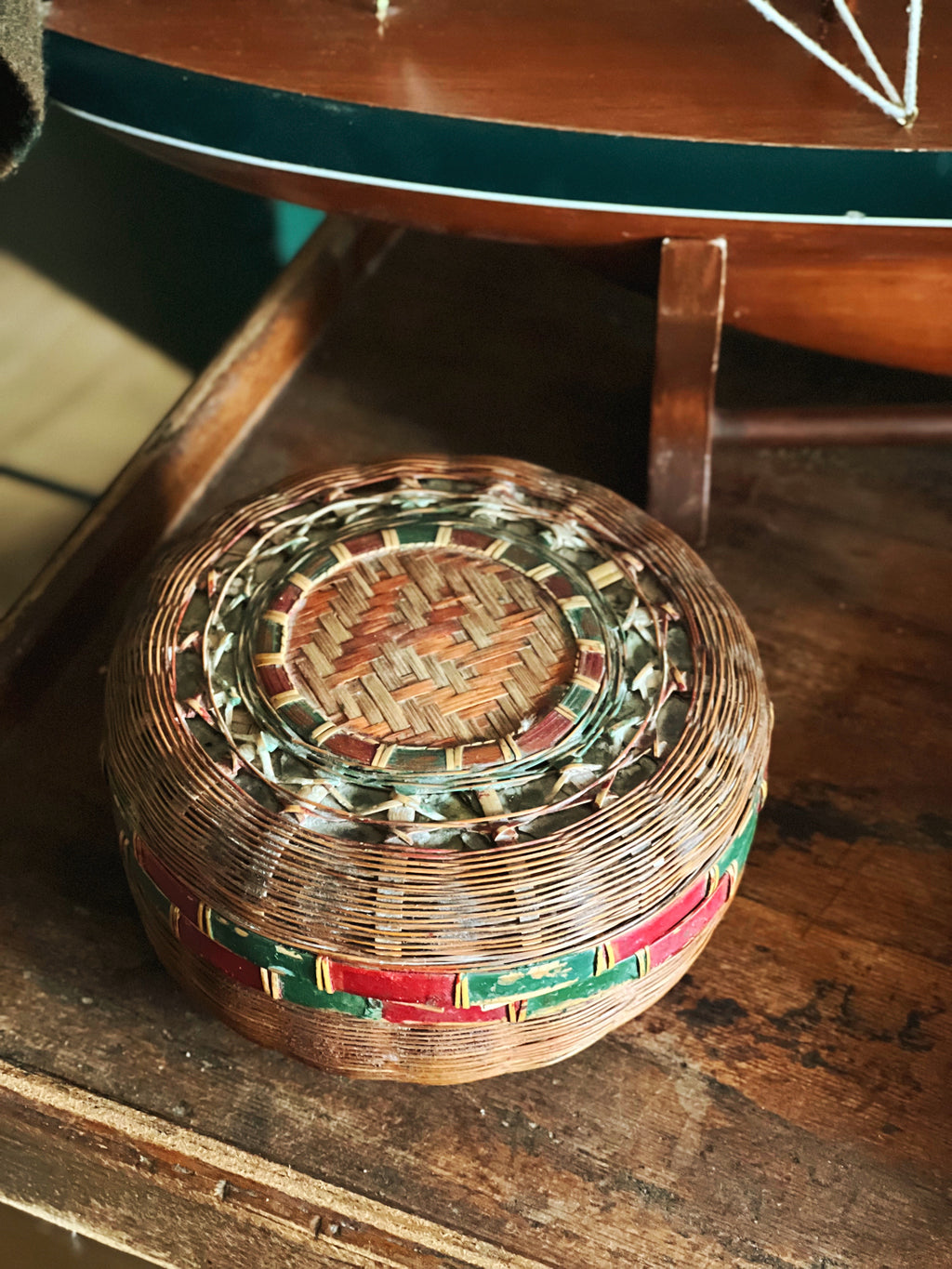 textured bamboo lid detail with aged finish