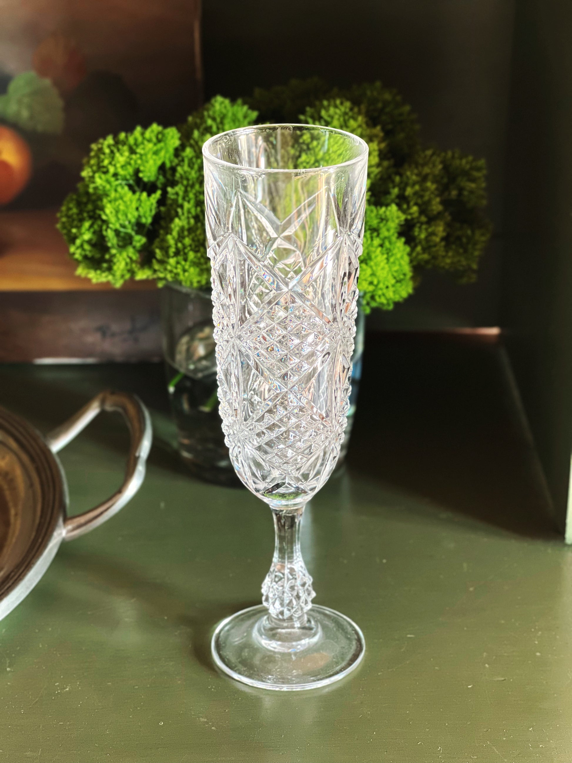 Single crystal champagne flute showing texture and design