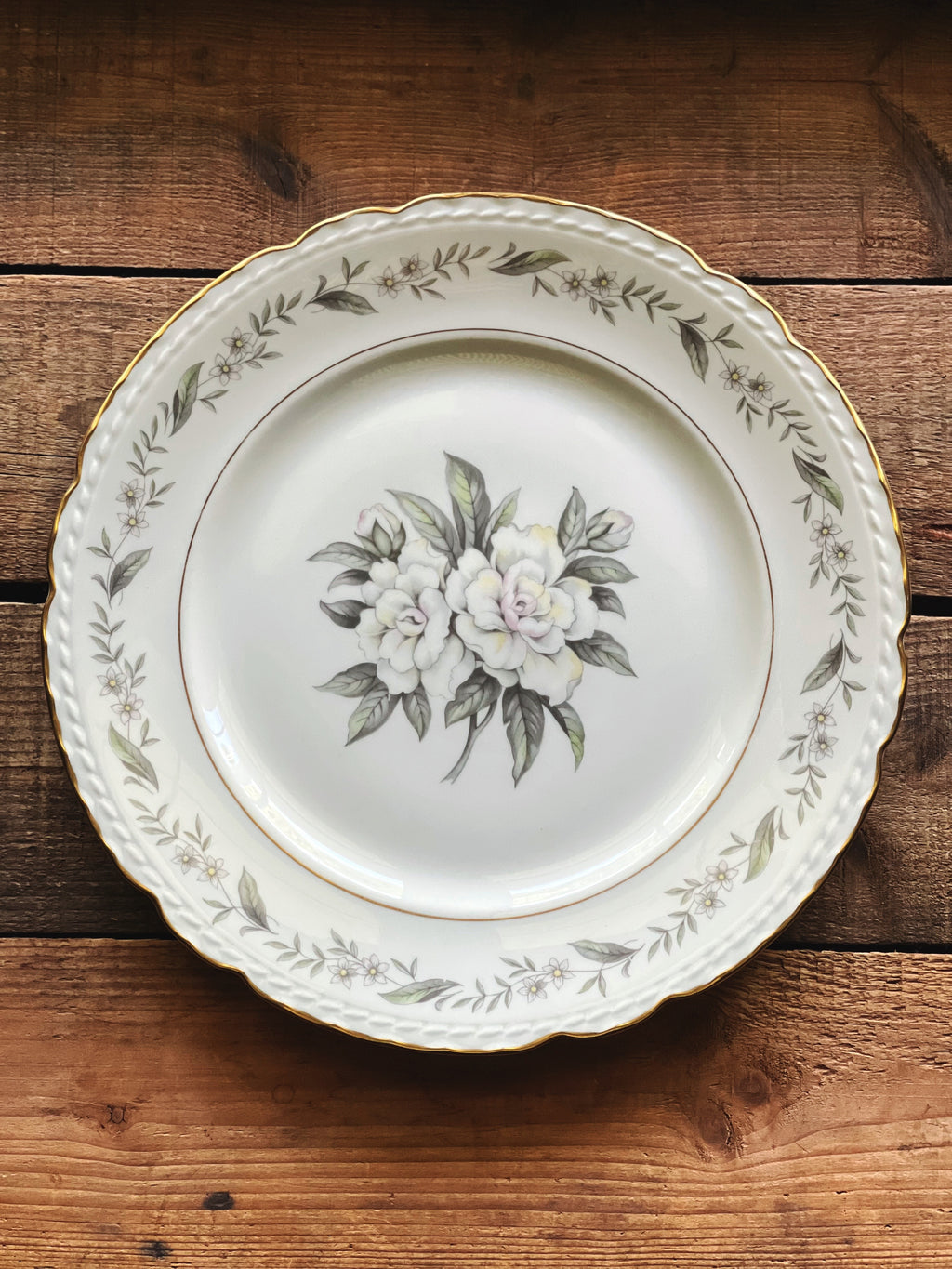 Vintage Royal Jackson Fleur De Blanc Dinner Plate | Floral English Ironstone | Open Stock