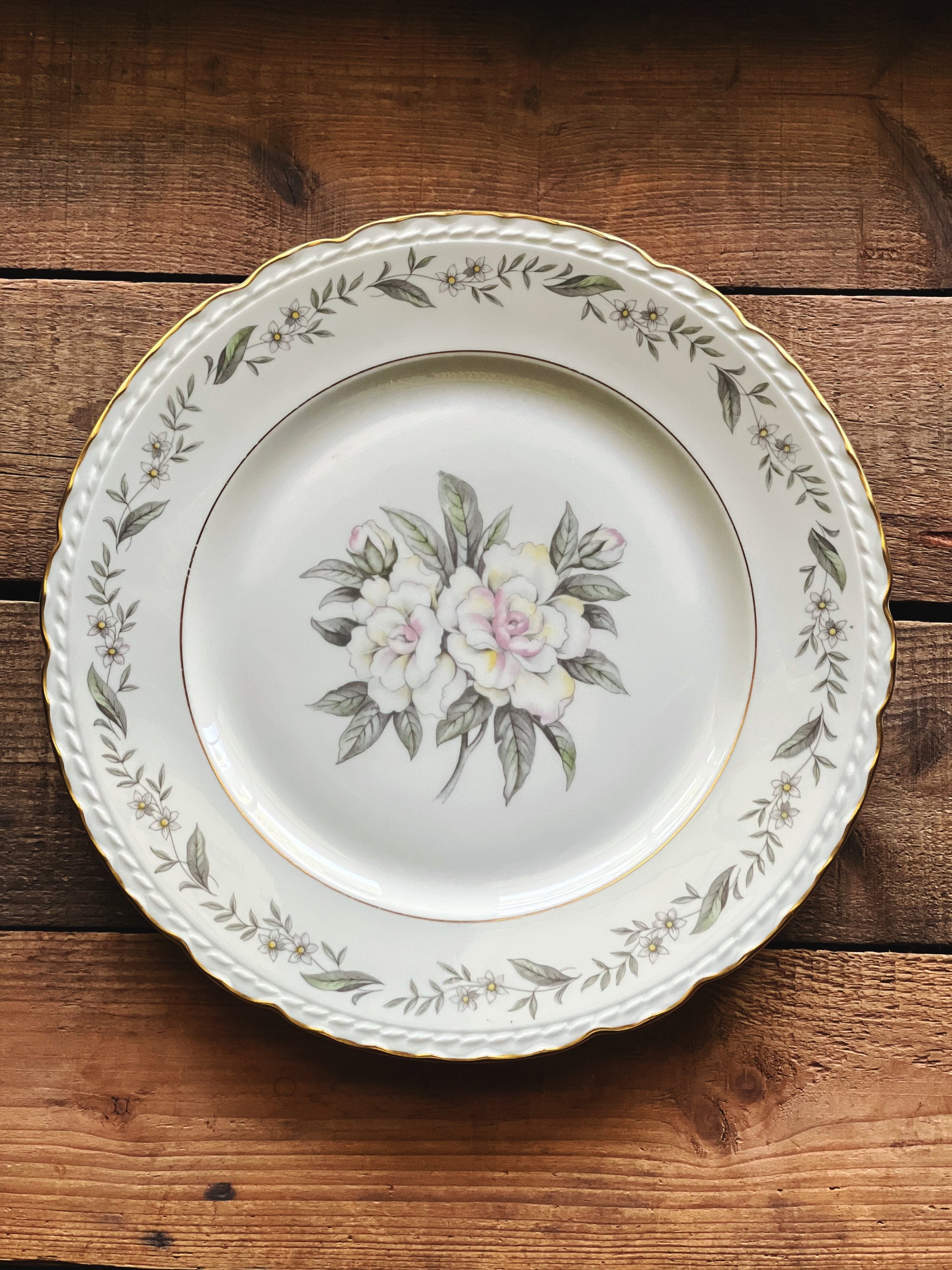 Vintage Royal Jackson Fleur De Blanc Dinner Plate | Floral English Ironstone | Open Stock