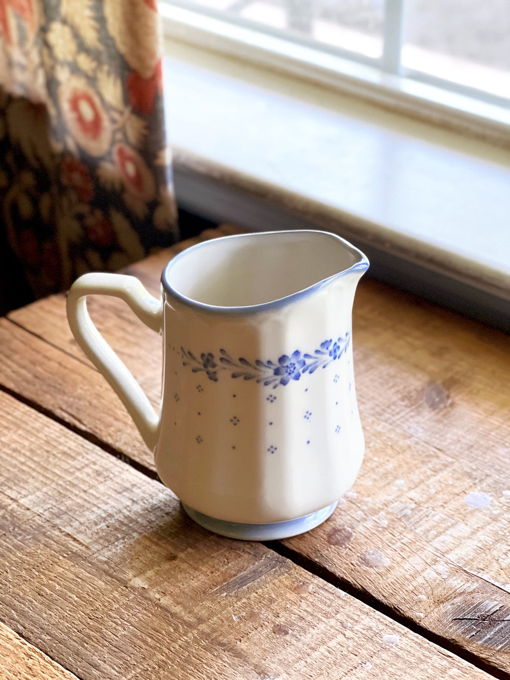 Sango Renaissance Blue floral creamer