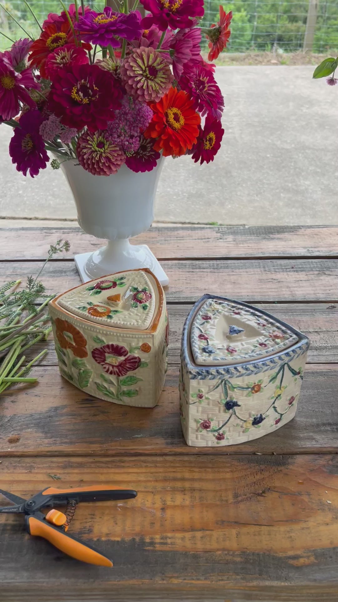 Vintage Hand Painted Japan Trinket Box with Lid