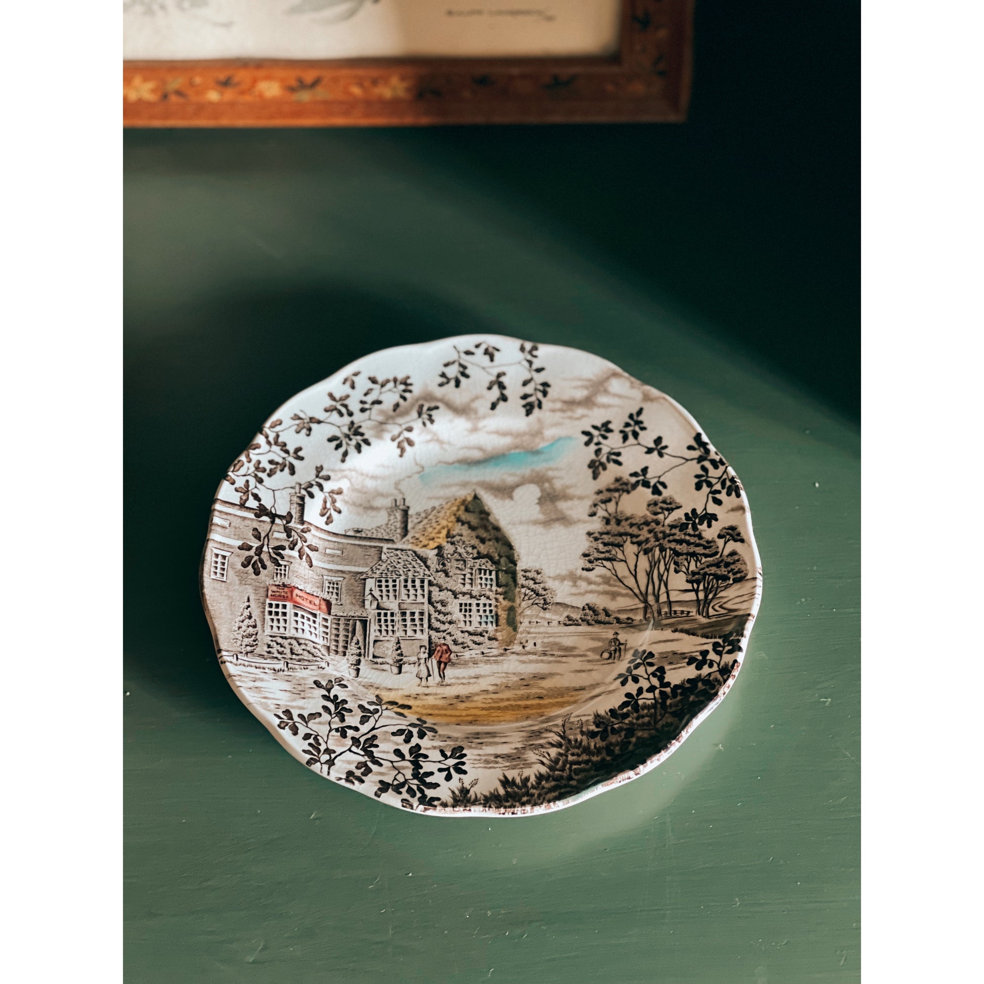 Vintage WH Grindley Dickens Coaching Stations "The White Horse" Bread & Butter Plate