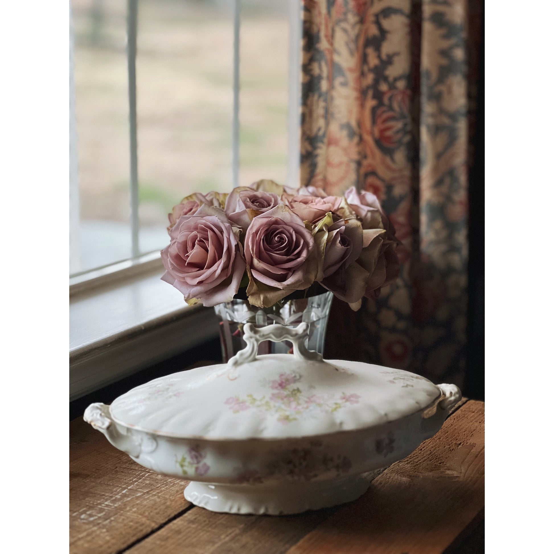 Vintage Anchor Pottery Semi Porcelain Oval Covered Vegetable Bowl