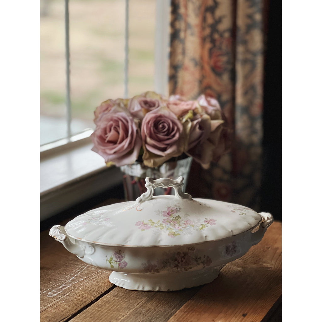 Vintage Anchor Pottery Semi Porcelain Oval Covered Vegetable Bowl