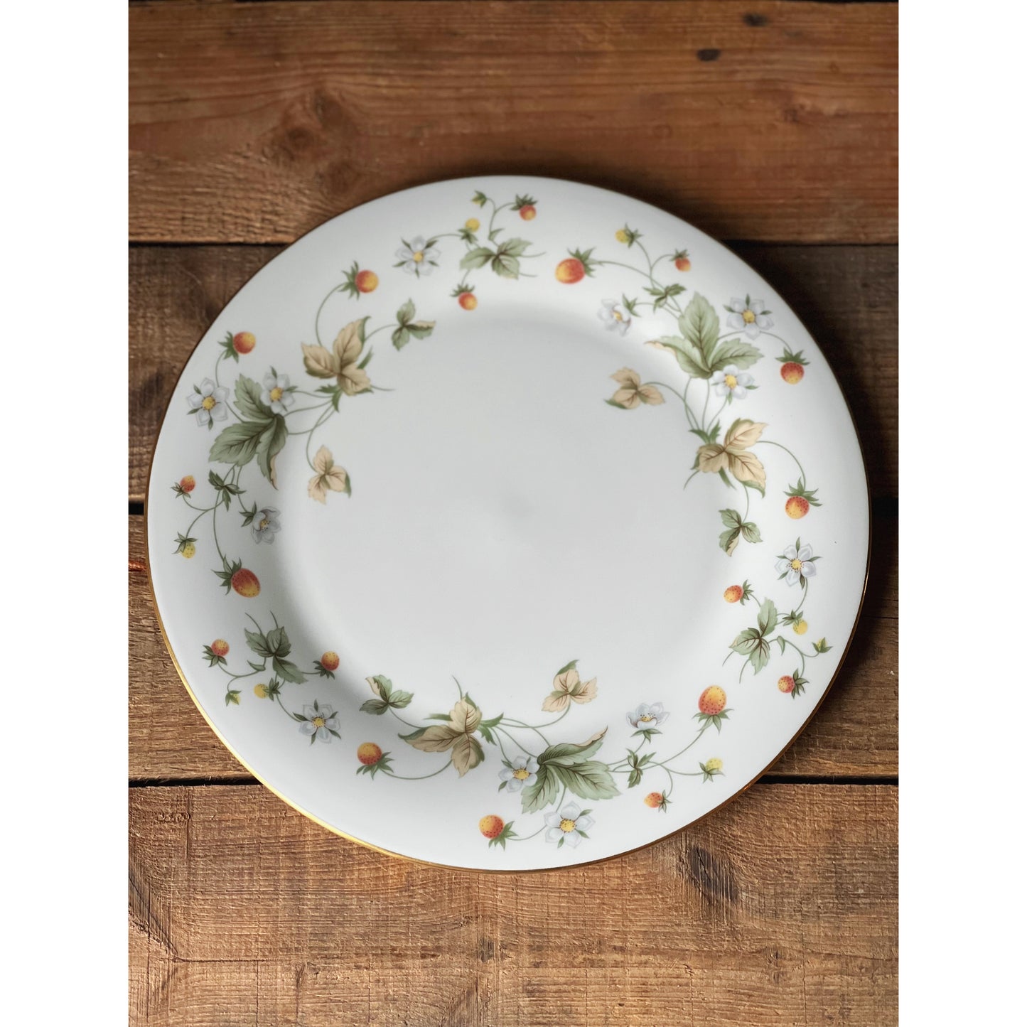 Royal Doulton Strawberry Cream Luncheon Plate
