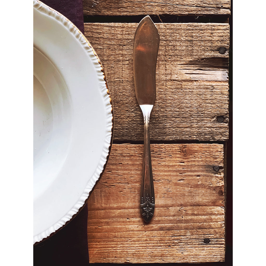 Vintage Wm A Rogers Oneida Ltd La Ronnie Master Butter Knife