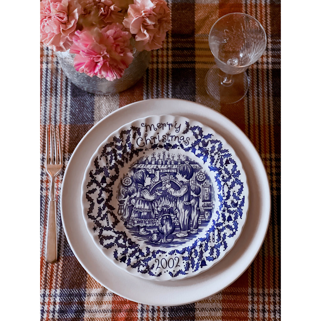 Vintage Royal Crownford England Norma Sherman 2002 Christmas Plate