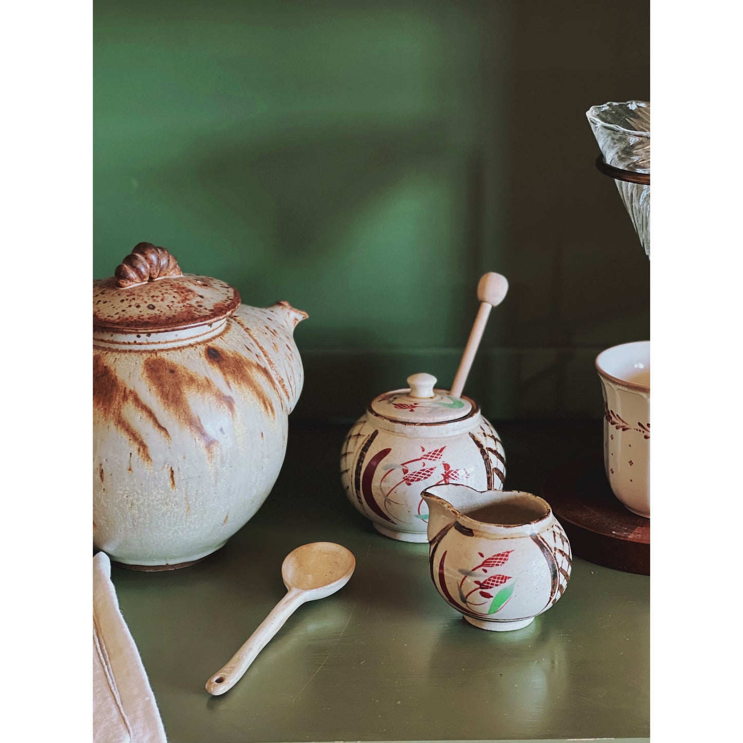 Vintage Stoneware Sugar Bowl & Creamer Set