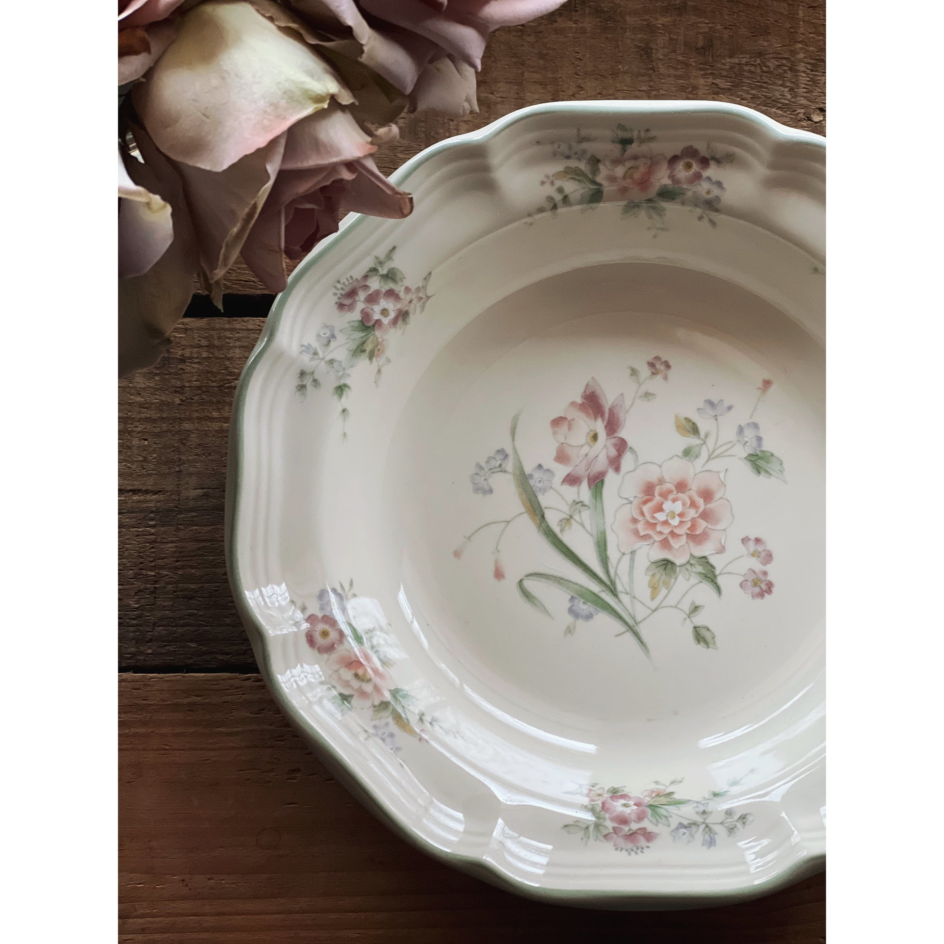 Vintage Mikasa Heritage Peony Bouquet Soup Bowl