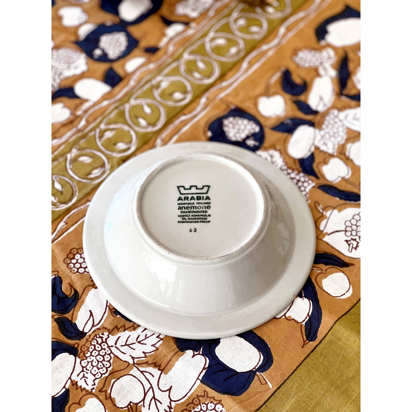 Vintage Arabia of Finland Anemone Blue Rim Cereal Bowl