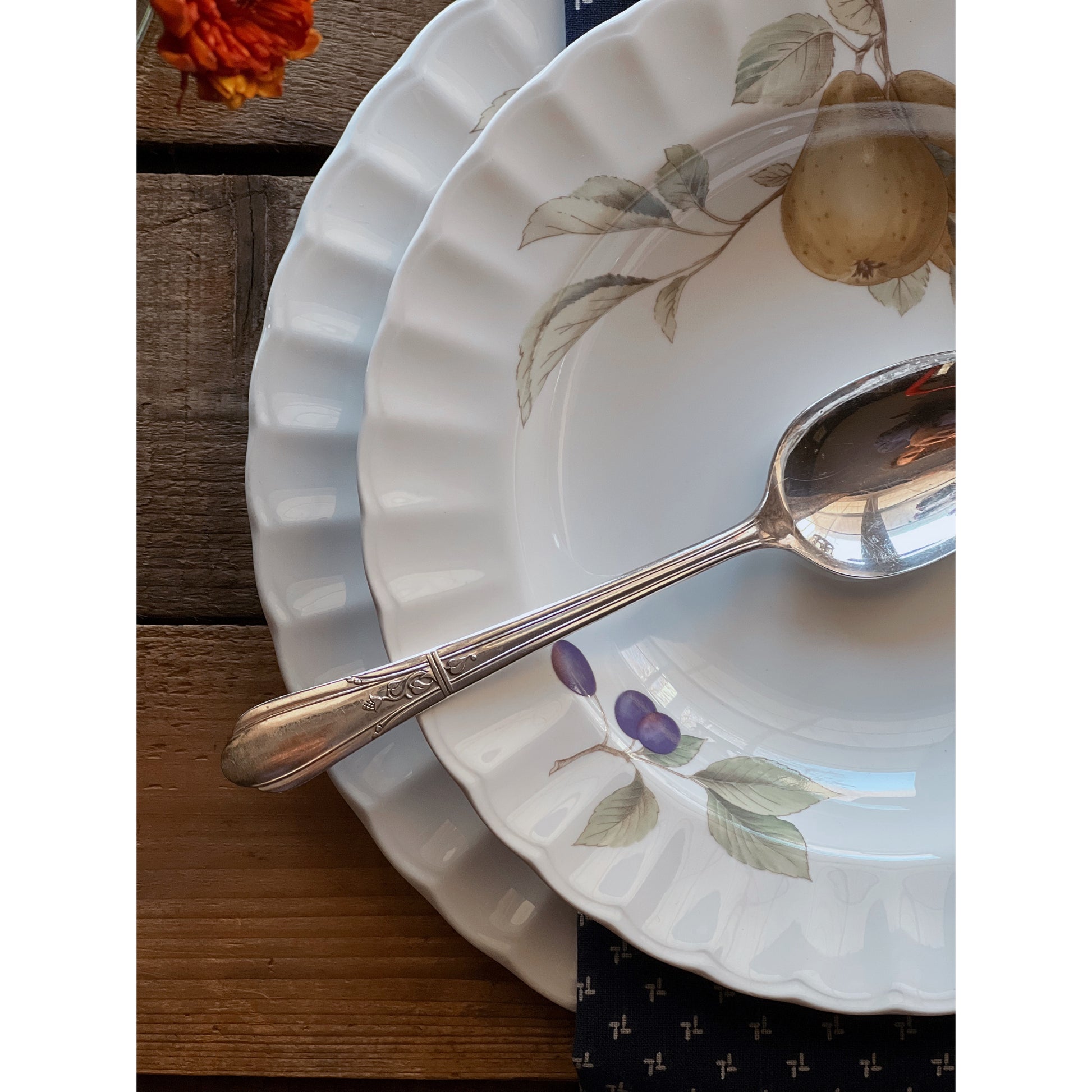 Simeon L & George H Rogers Oneida Ltd Countess Serving Spoon