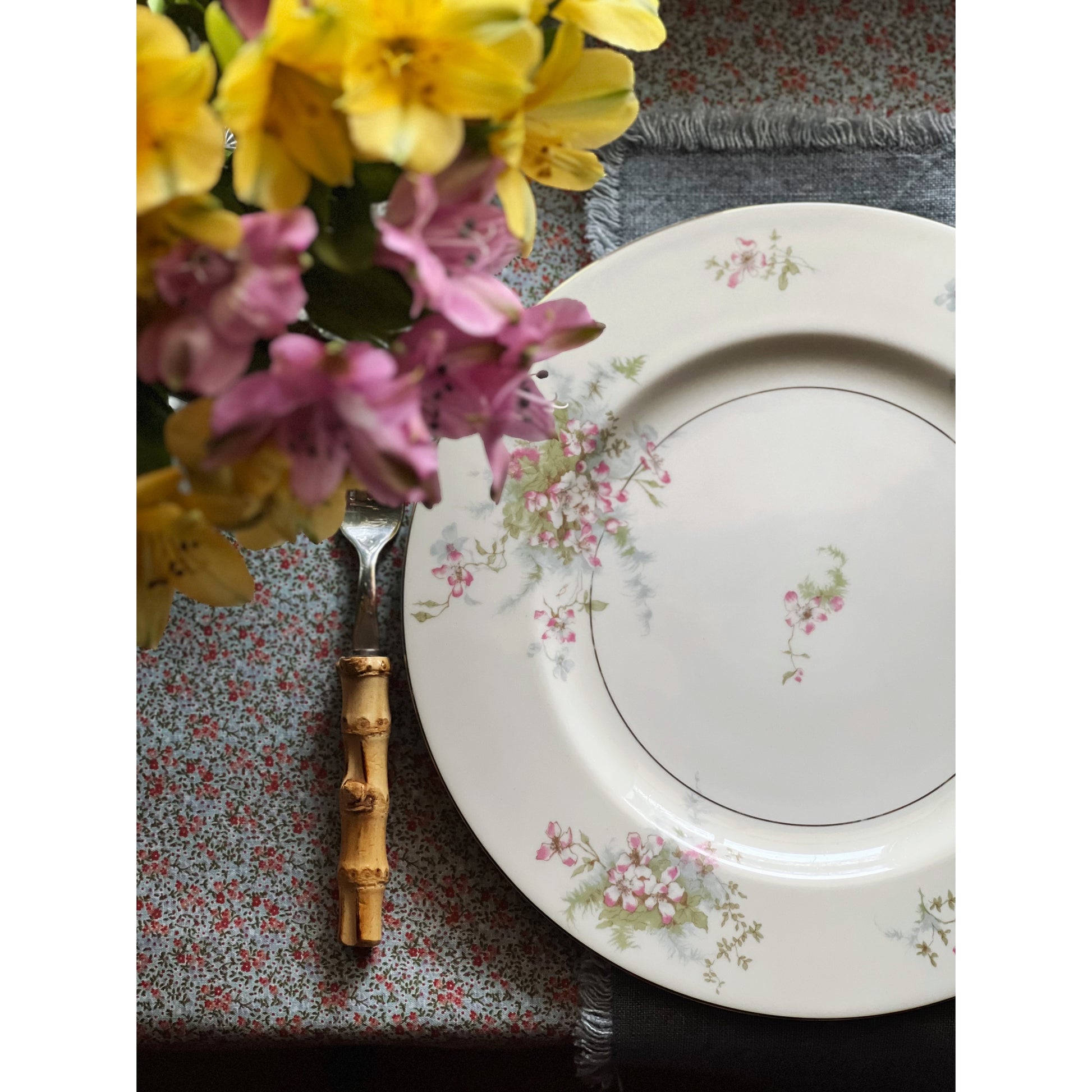 Set of 4 Vintage Theodore Haviland New York Apple Blossom Dinner Plates