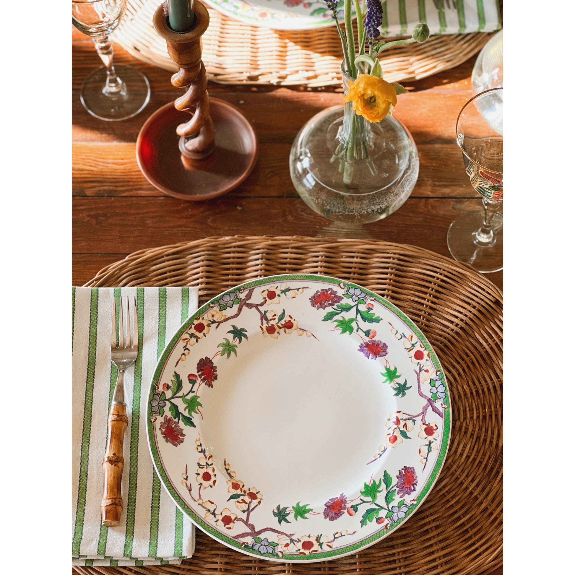 Vintage Wedgwood Crescent Dinner Plate