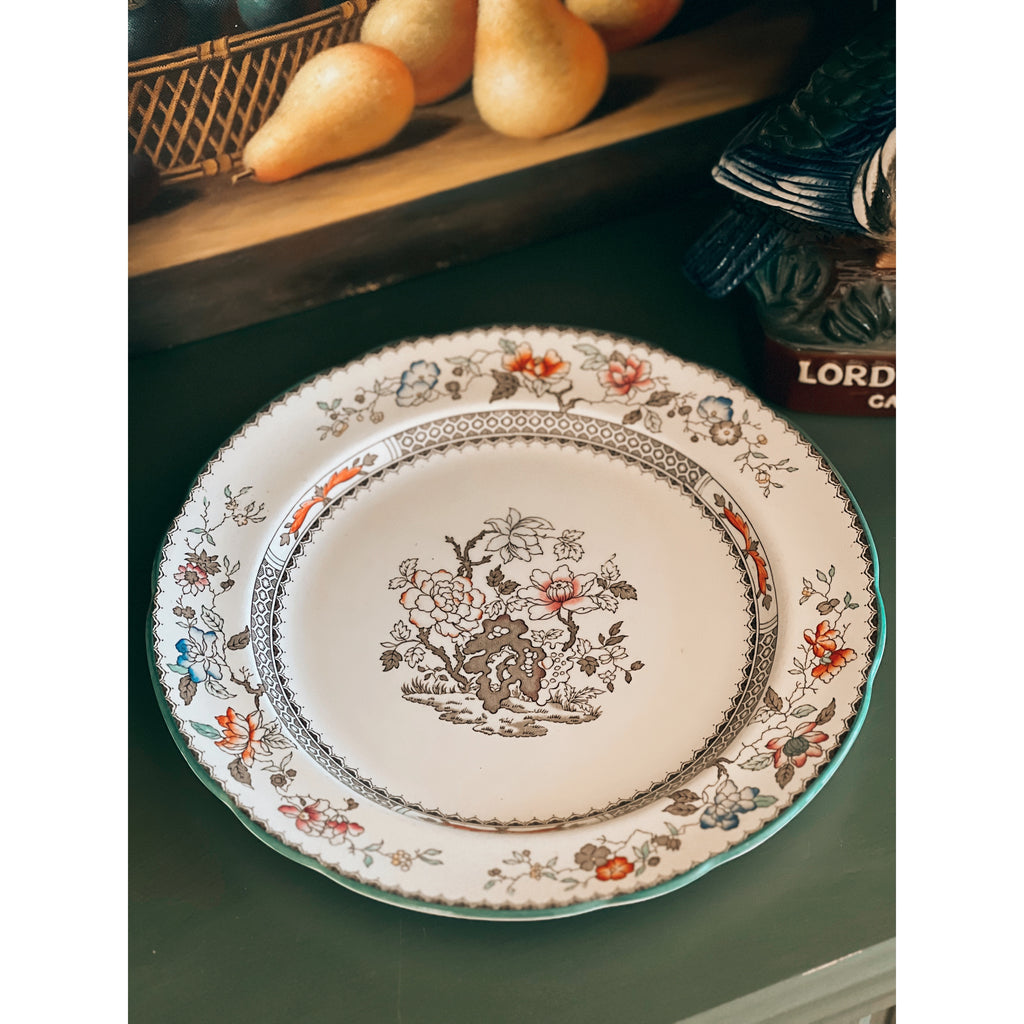 Copeland Spode multicolor chinoiserie dinner plate