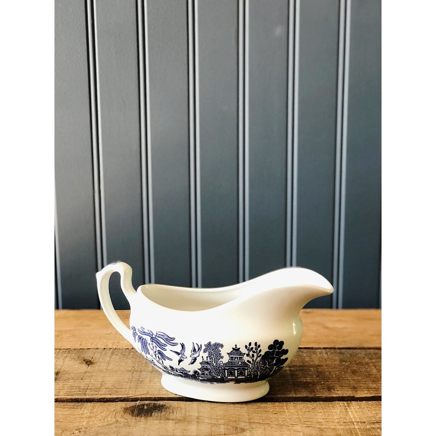 Vintage Churchill England Blue Willow Gravy Boat