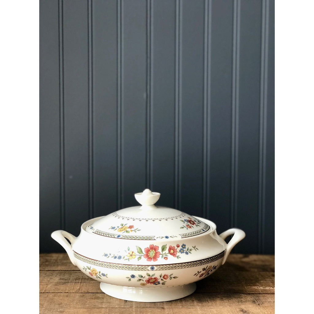 Vintage Royal Doulton Kingswood Round Covered Vegetable Bowl