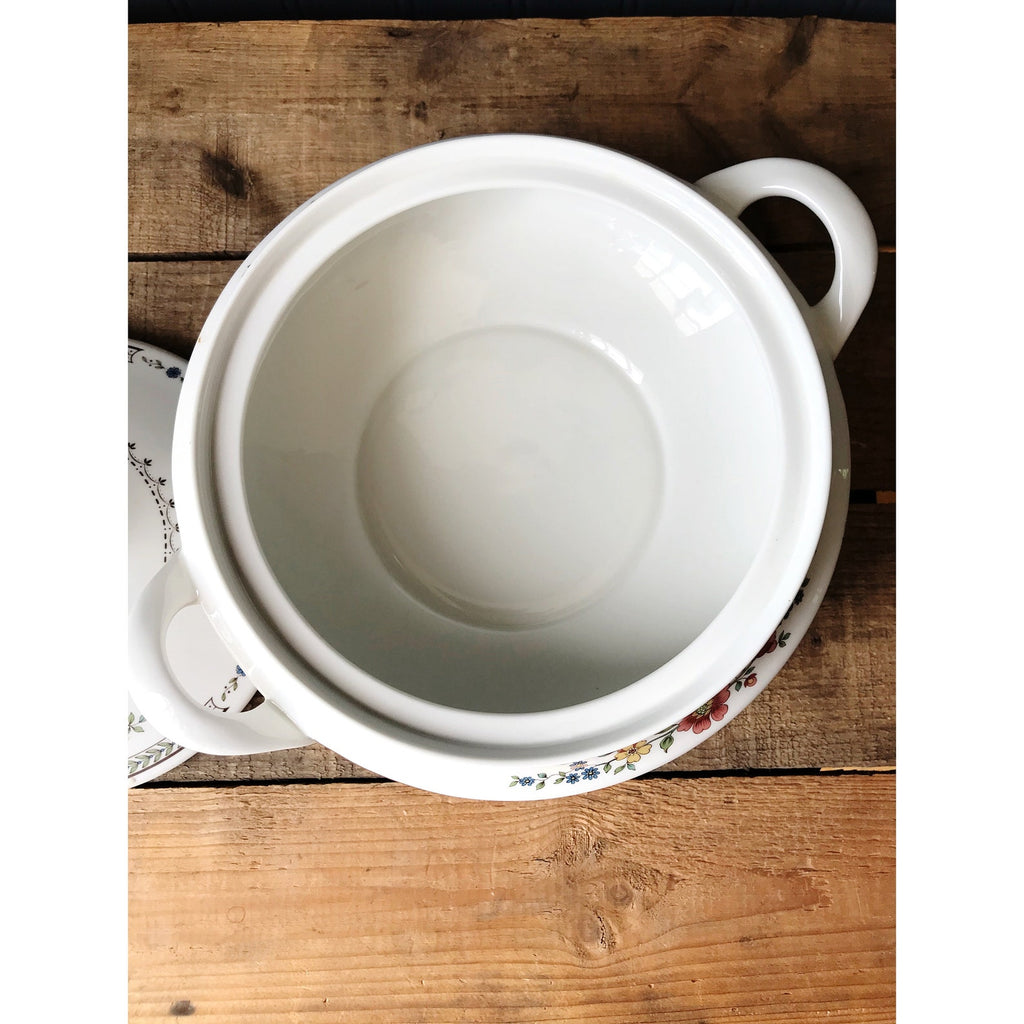 Vintage Royal Doulton Kingswood Round Covered Vegetable Bowl