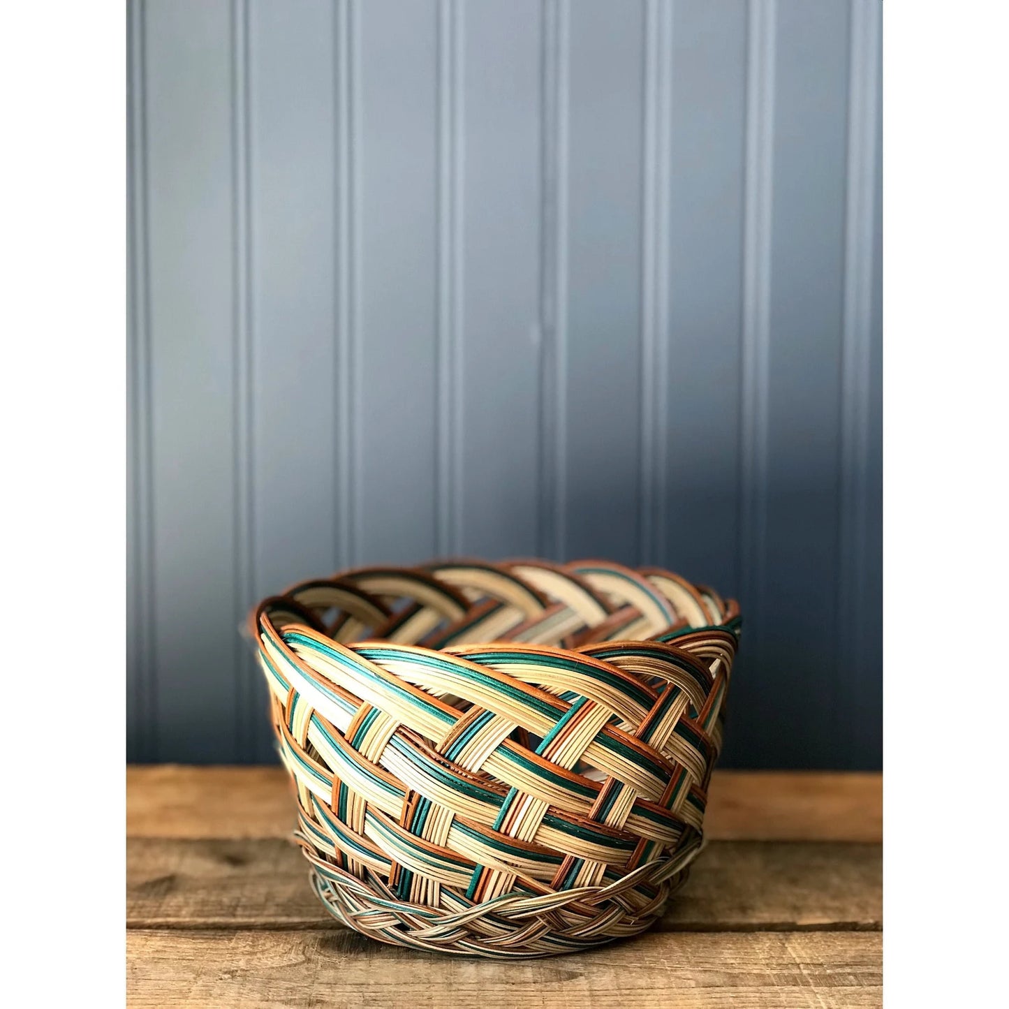 Vintage Woven Basket in Round Multicolor