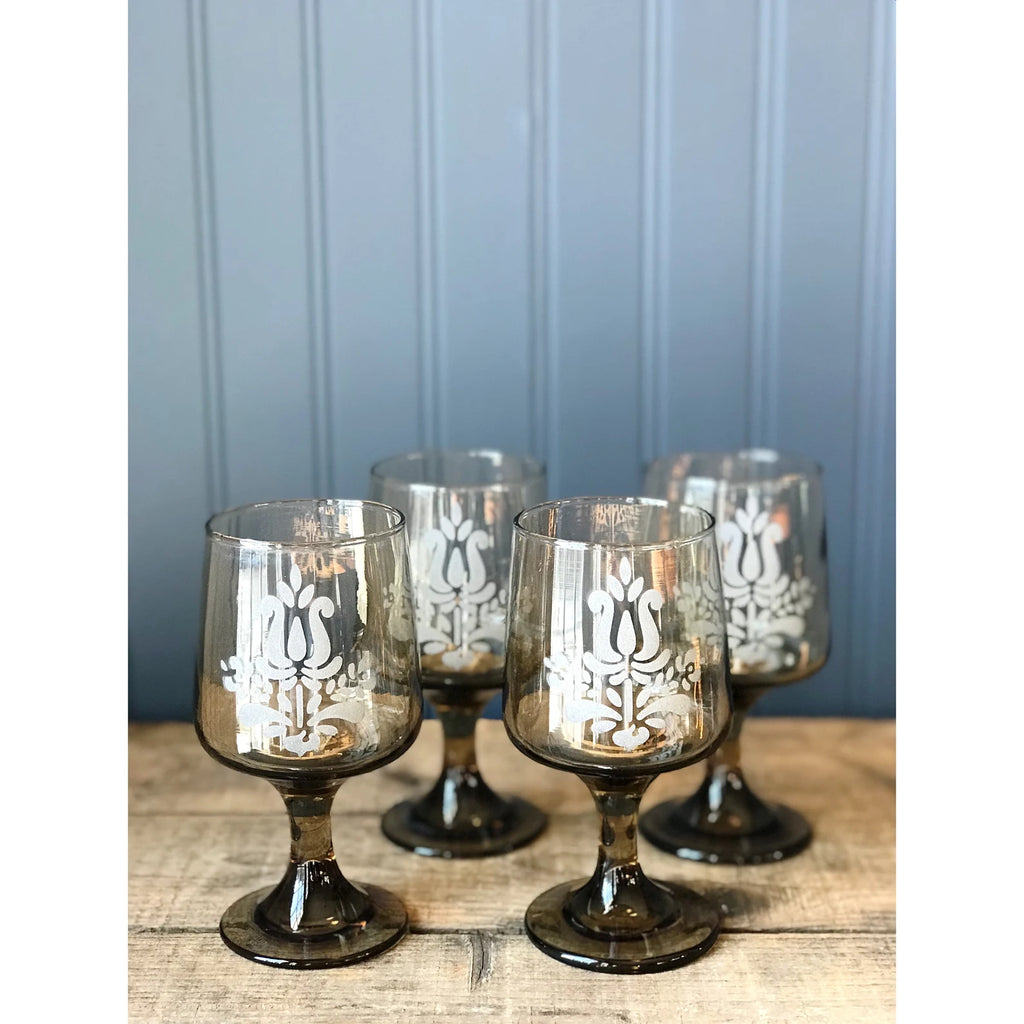 Set of 4 Vintage Pfaltzgraff Village Wine Glasses
