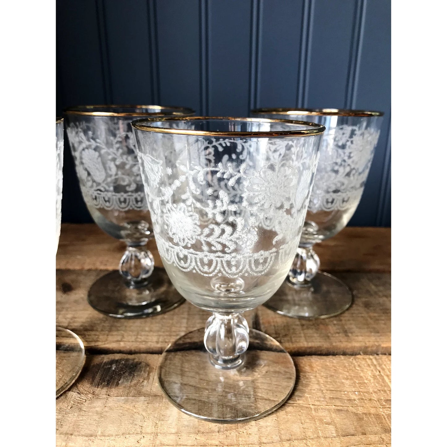 Set of 4 Frosted Filigree Wine Glasses